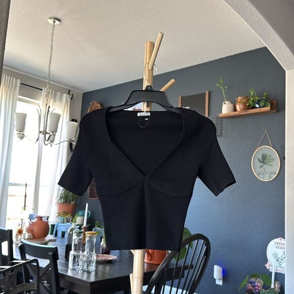 NWOT Free People Teagan Swit 1/4 Short Sleeve Ribbed V-Neck Top Fitted Black XS - Picture 5 of 8